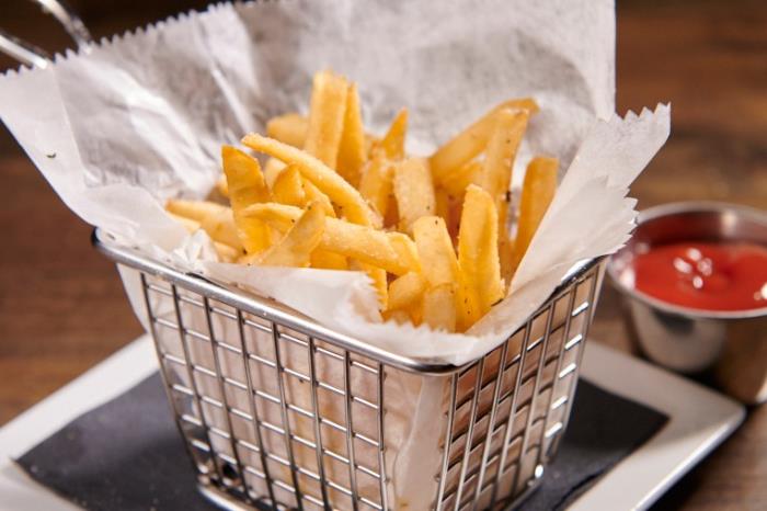 Shoestring Fries